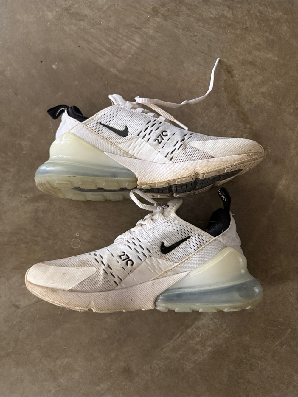Nike White/Black Air Max 270 Athletic Sneakers